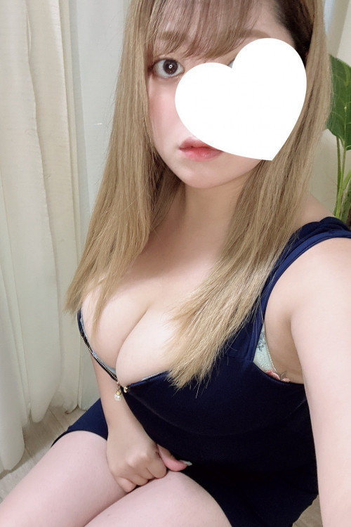 成宮あや