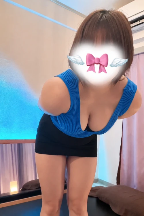 夏目ももな